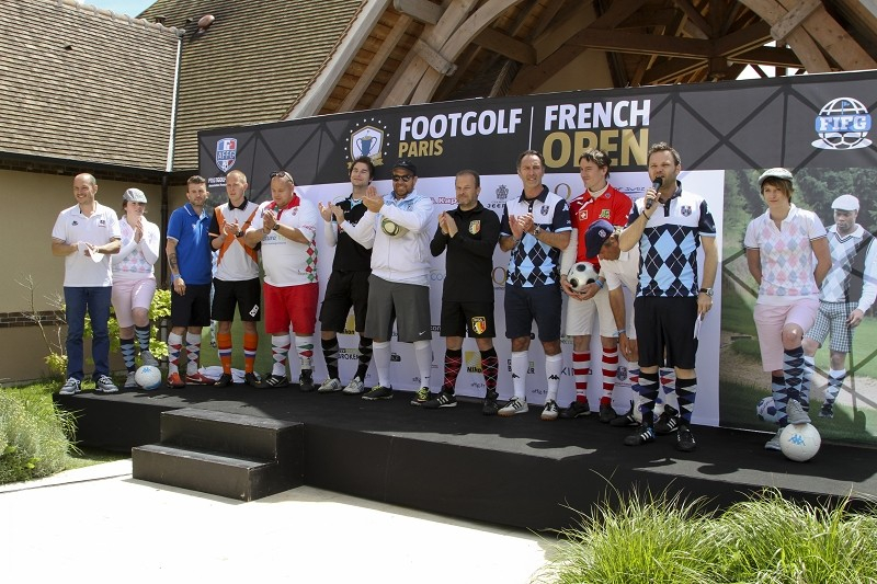 7-footgolf-r-emilie-alexandrine.jpeg