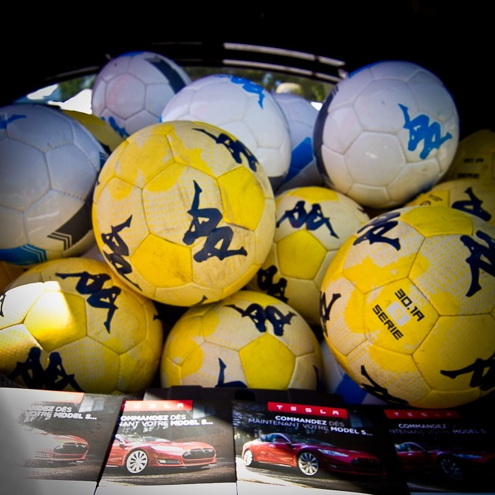ballonskappa-tesla.jpeg